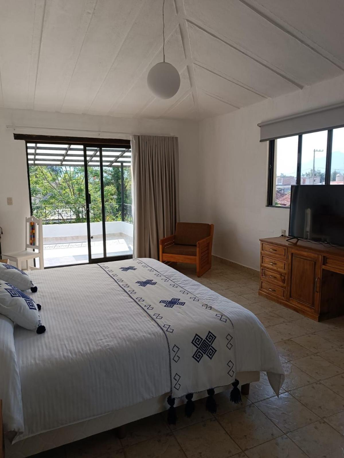 Hotel Ocho Barrios San Cristobal de las Casas Bagian luar foto